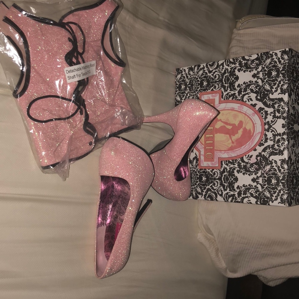 Pink mini glitter heels